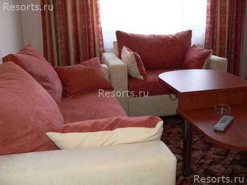 Elegant Hotel 6